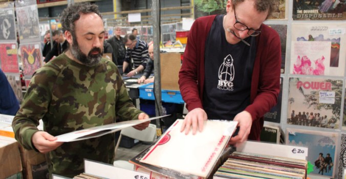 finders-keepers-andy-and-doug-1244